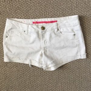 Tinseltown Denim Couture white shorts